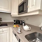 L\'Appartement Pierre Charron